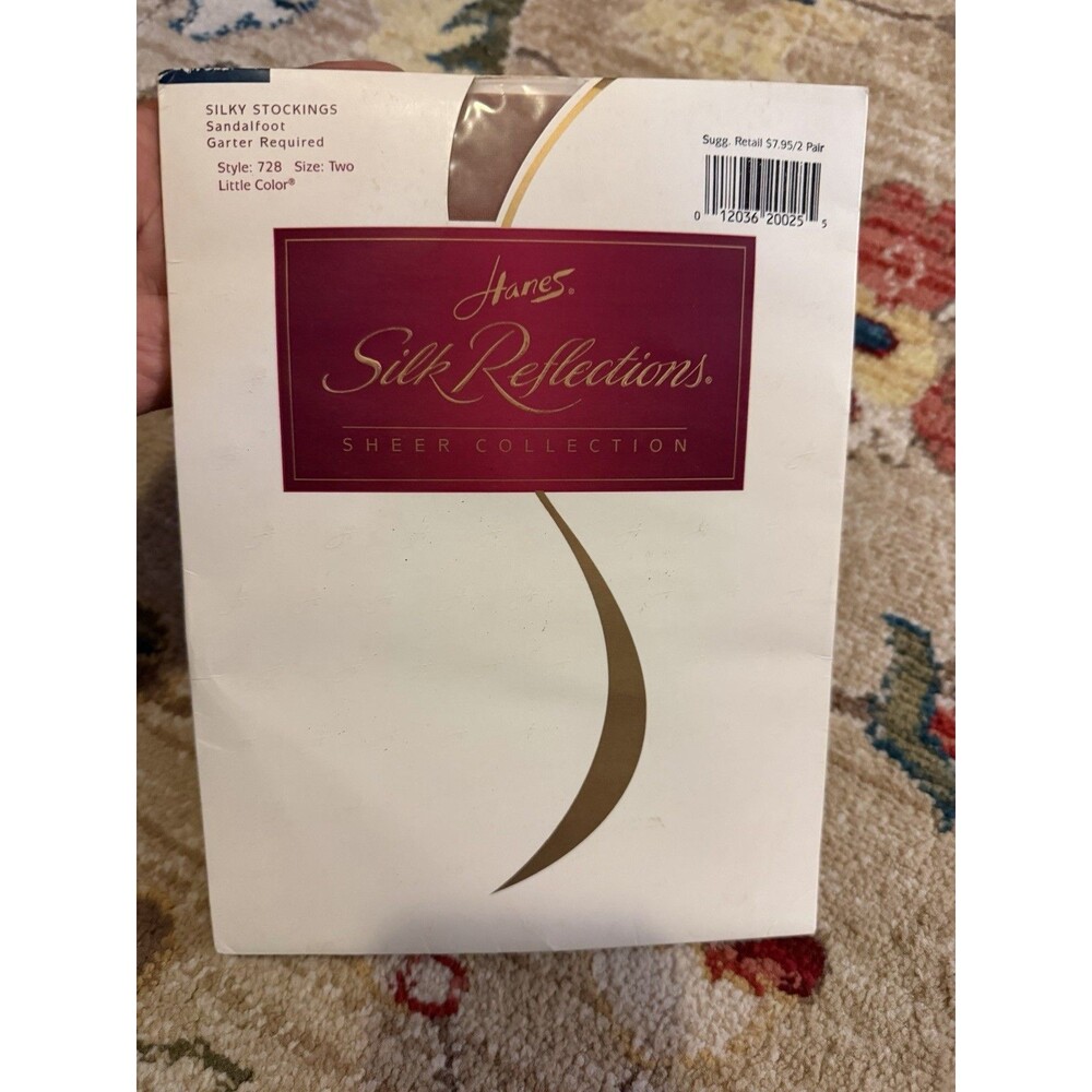 Hanes Silk Reflections Silky LITTLE COLOR Sandlefoot Garter Required 728 Size 2